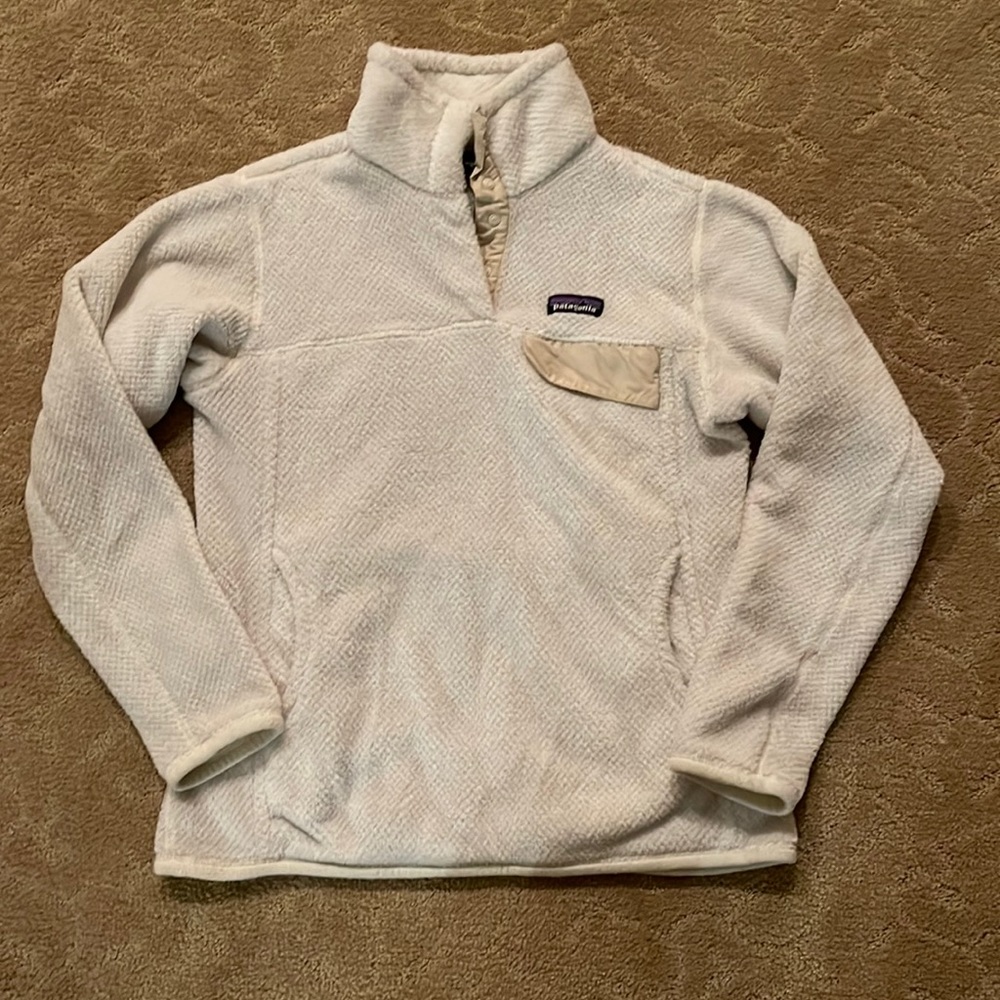White Patagonja Womens Fleece